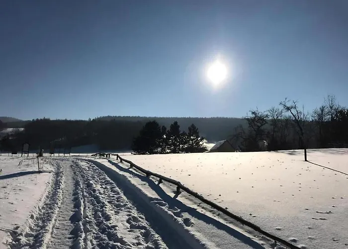 Getaway With Private Terrace *